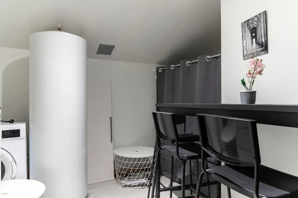 Hsh Batignolles Sauffroy Charming Apartment 8P Paris 0*,
